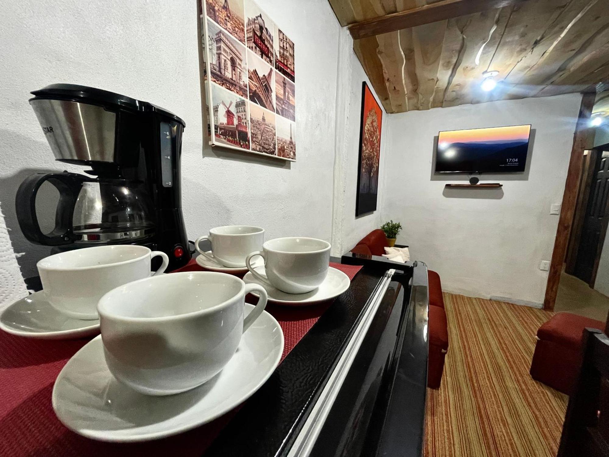Poas Volcano Rooms Fraijanes Екстер'єр фото